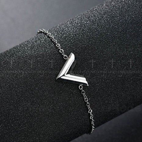 LV Bracelet Silver