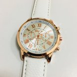 Watch Women Roman Gold White