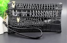 Evening Alligator Black